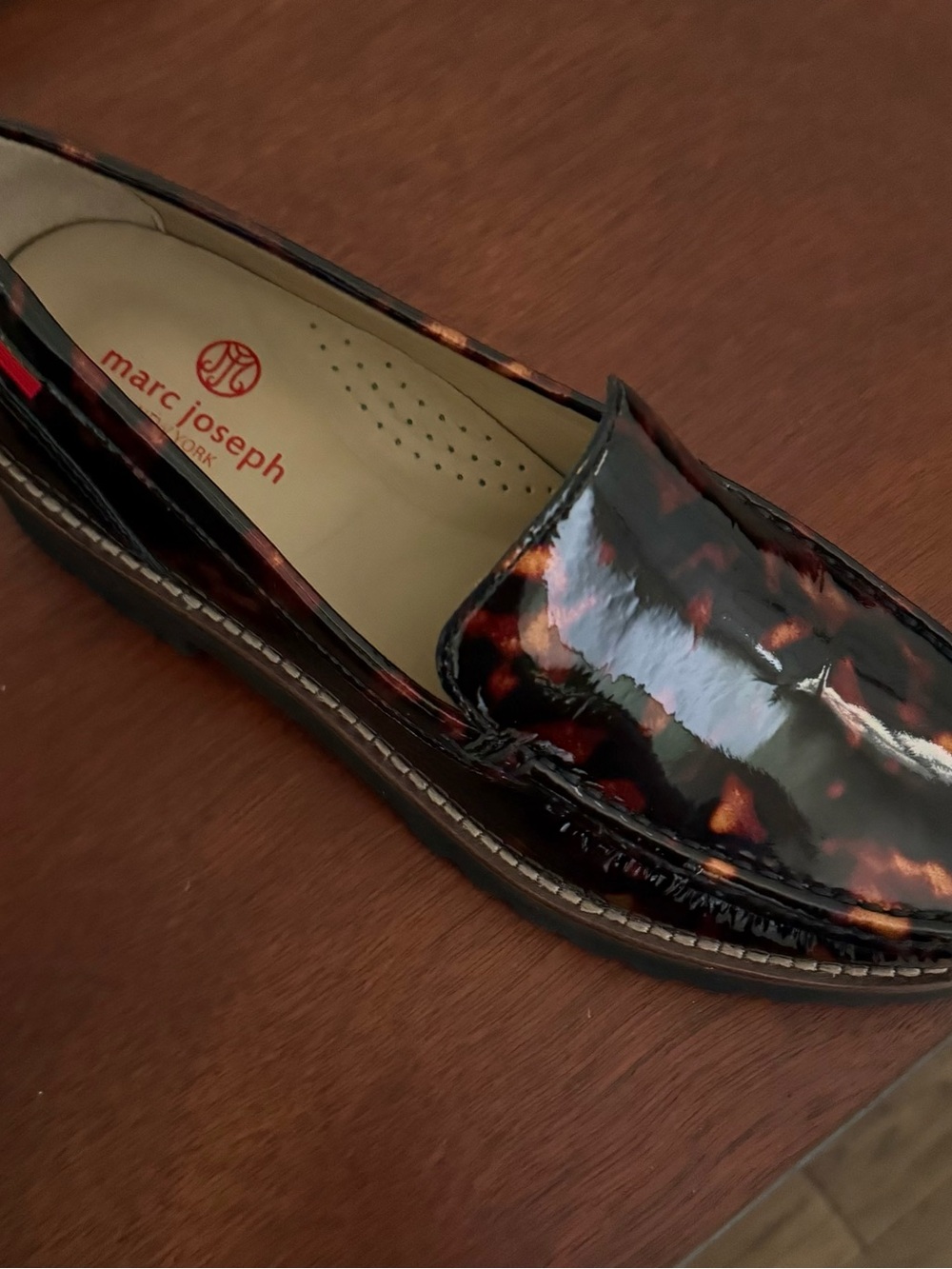Women’s tortoise shell Patent Leather Lug-Sole Loafers 8.5 - Picture 5 of 6